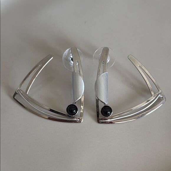 POLY earrings - Picture 1 of 3